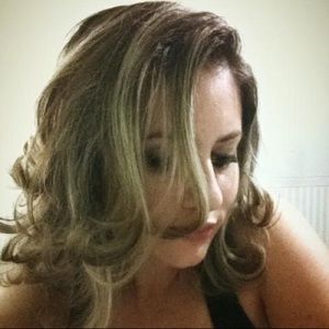 Meet your Posher, Lucy